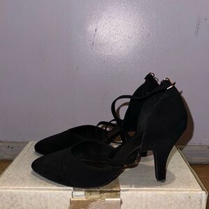 Black tango shoes
